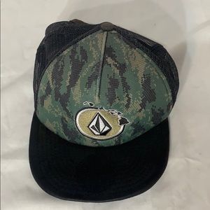Volcom camo Hawaii island hat Flat Bill SnapBack